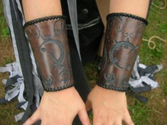Allomantic Bracers (leather)